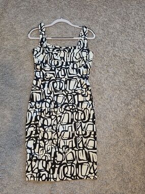 Signature by Sangria Black & White Printed Midi Sheath Dress